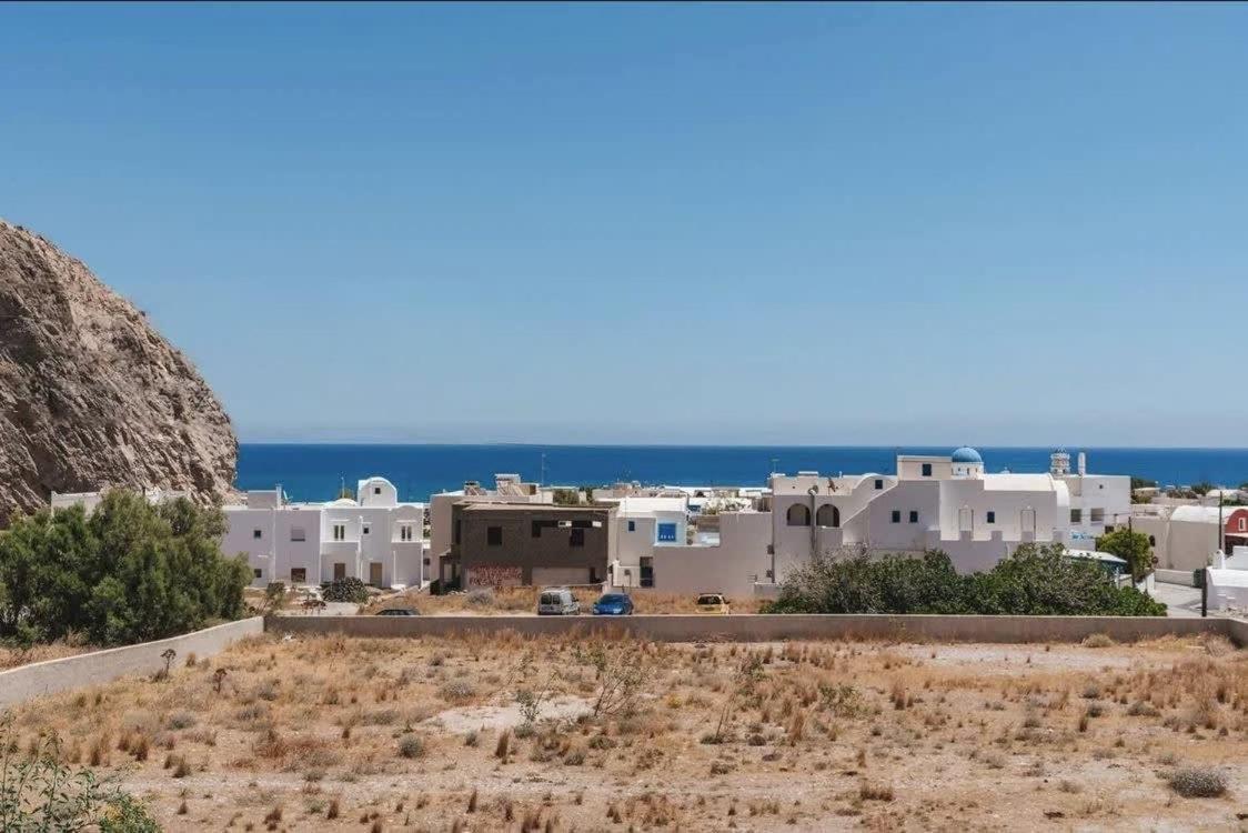 Santorini Seaside Retreat - Flora'S Summer Escape Perissa  Zewnętrze zdjęcie