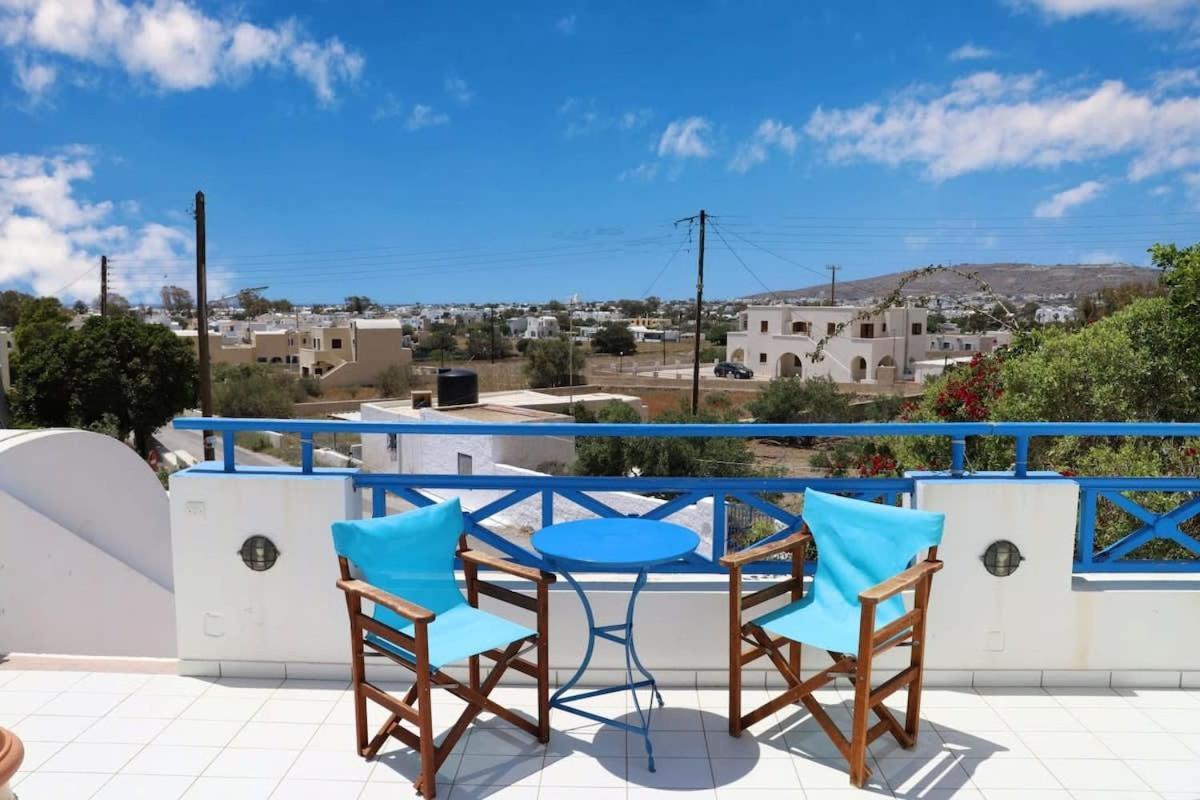 Santorini Seaside Retreat - Flora'S Summer Escape Perissa  Zewnętrze zdjęcie