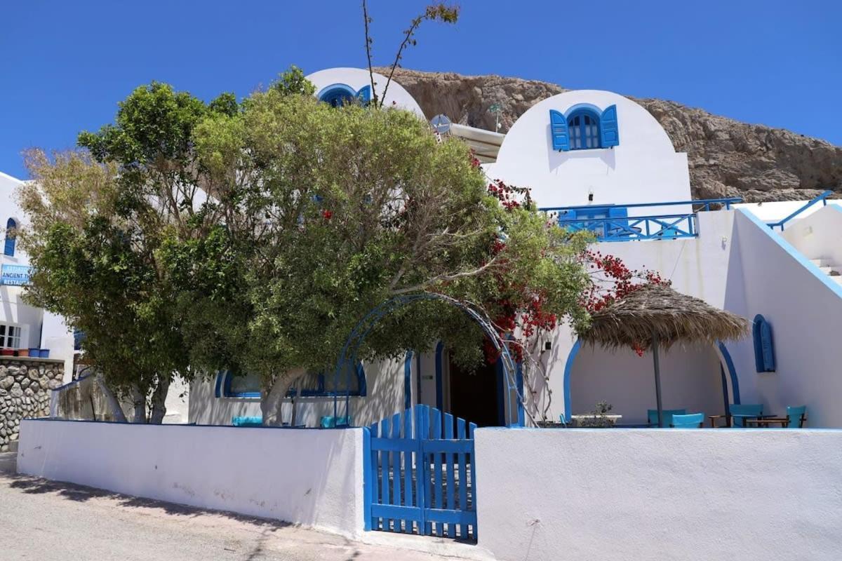 Santorini Seaside Retreat - Flora'S Summer Escape Perissa  Zewnętrze zdjęcie