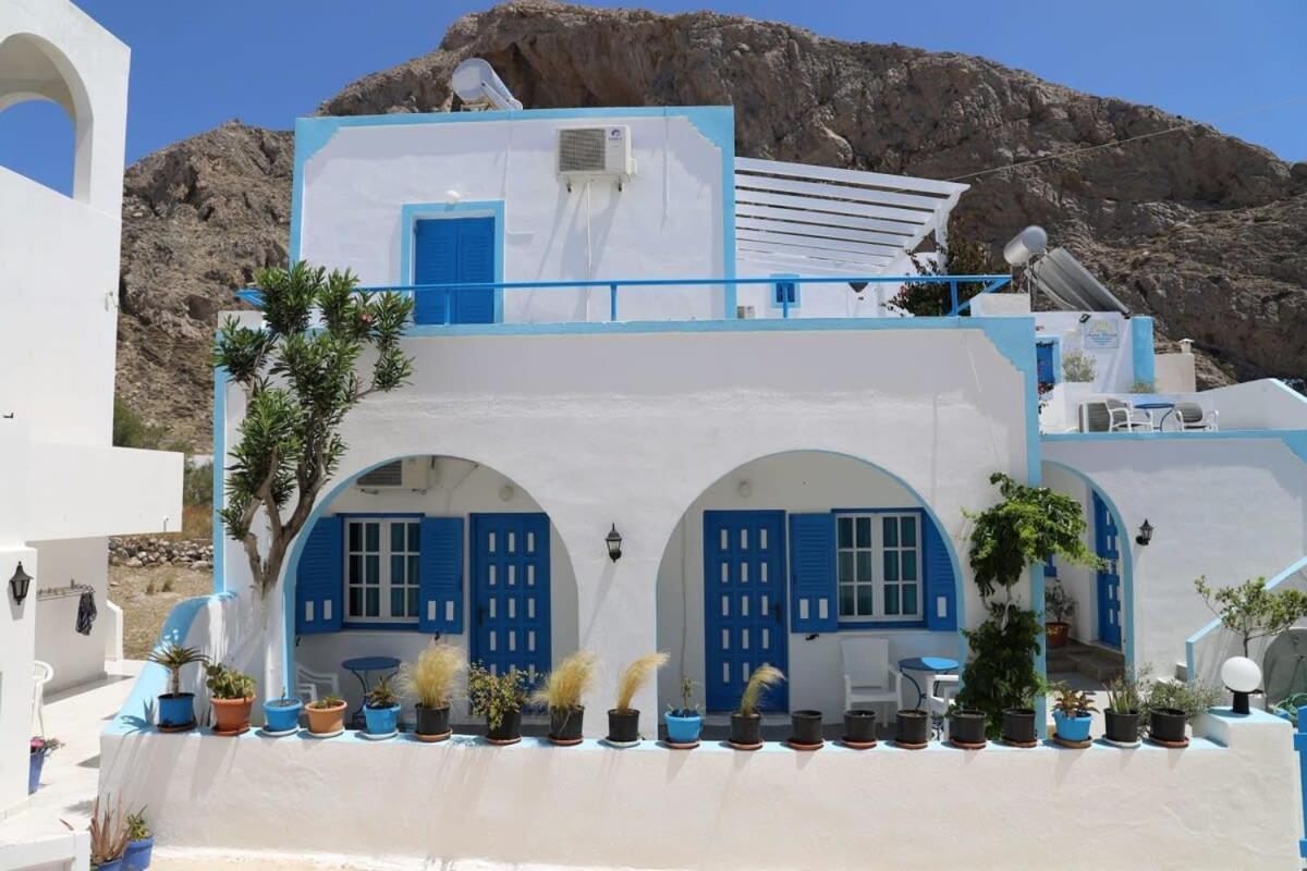 Santorini Seaside Retreat - Flora'S Summer Escape Perissa  Zewnętrze zdjęcie