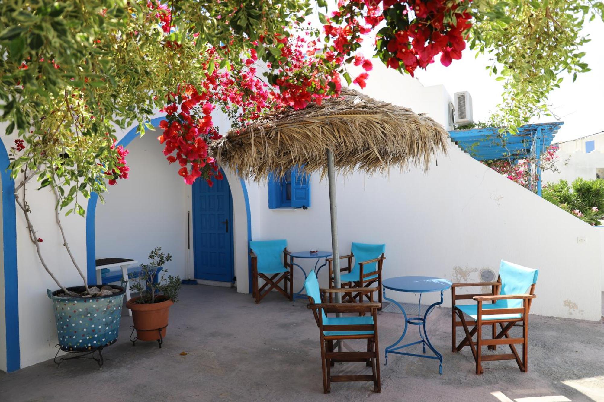 Santorini Seaside Retreat - Flora'S Summer Escape Perissa  Zewnętrze zdjęcie
