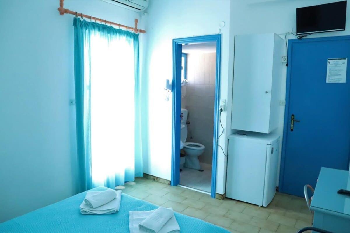 Santorini Seaside Retreat - Flora'S Summer Escape Perissa  Zewnętrze zdjęcie