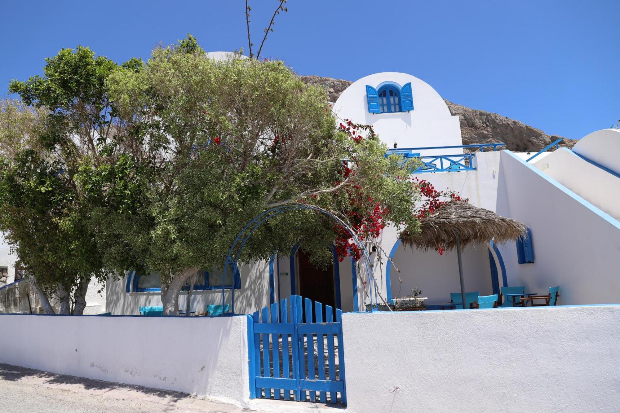 Santorini Seaside Retreat - Flora'S Summer Escape Perissa  Zewnętrze zdjęcie